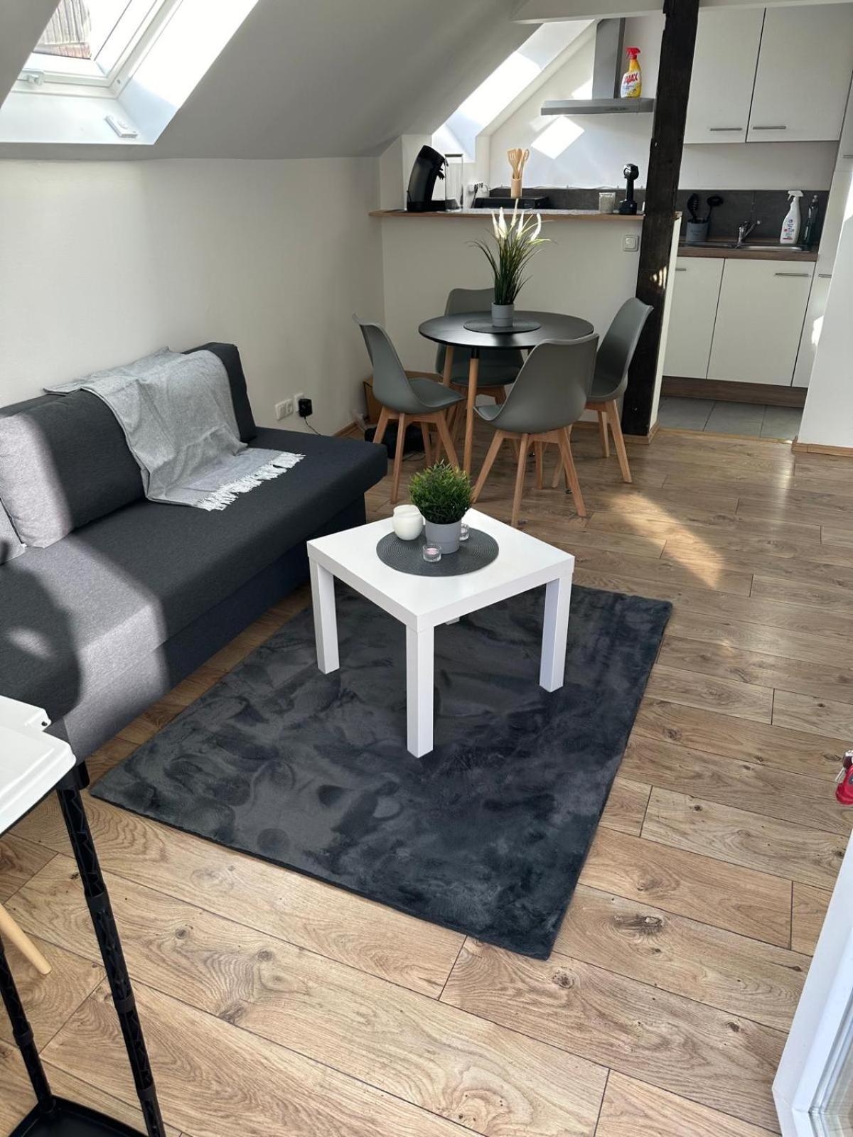 Mola Apartments-Charmante Ferienwohnung Im Herdecke Zentrum Fuer 3 Personen-Grosse Dachterrasse-Grill-Gratis Parken-Wlan Buitenkant foto
