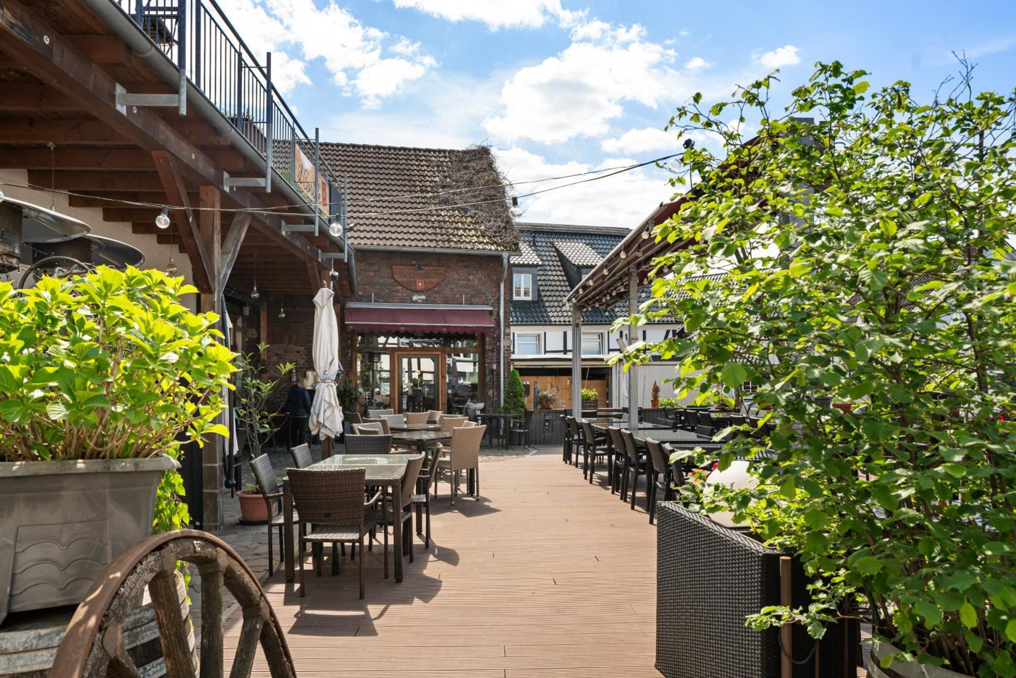 Mola Apartments-Charmante Ferienwohnung Im Herdecke Zentrum Fuer 3 Personen-Grosse Dachterrasse-Grill-Gratis Parken-Wlan Buitenkant foto