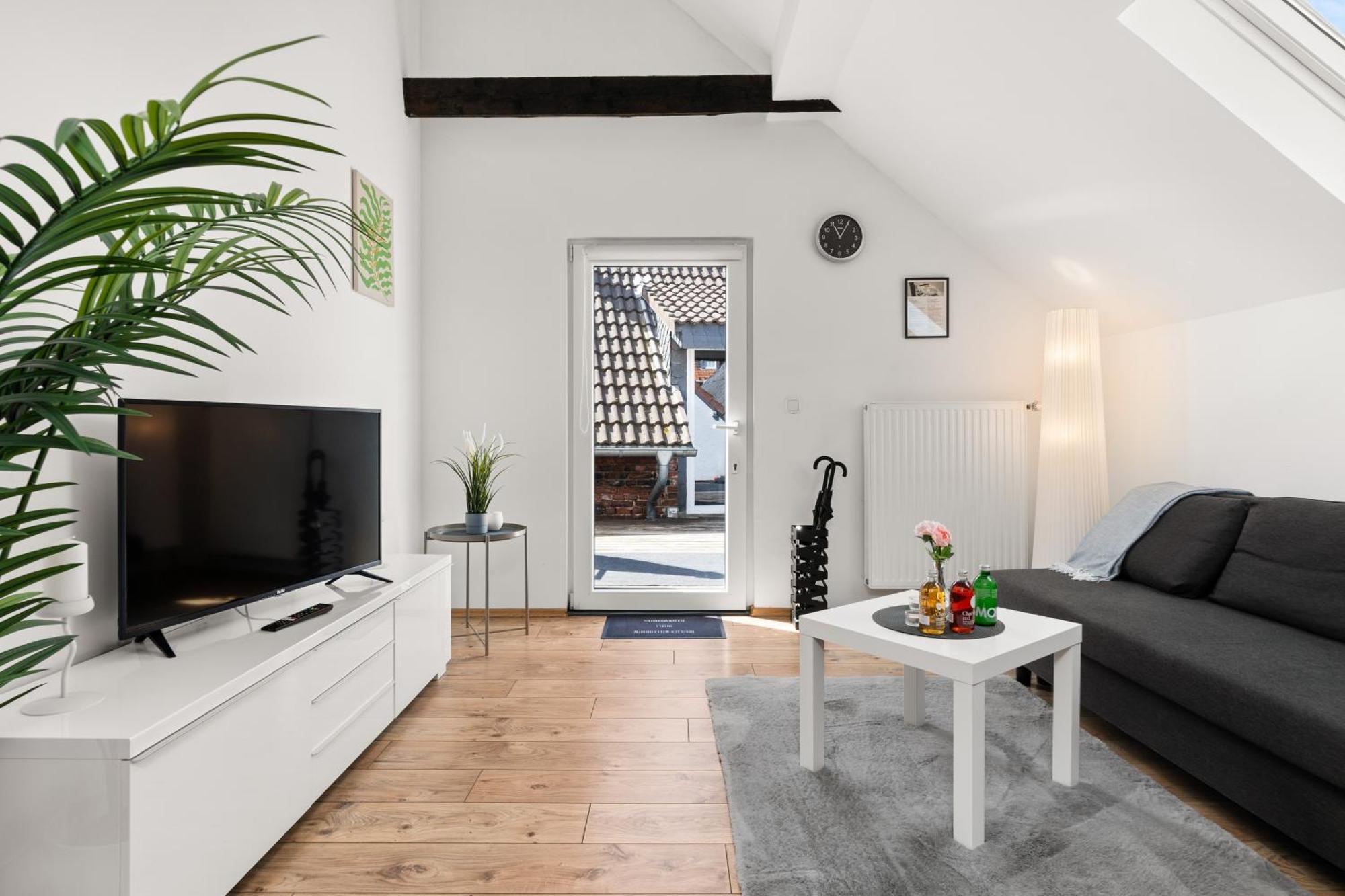 Mola Apartments-Charmante Ferienwohnung Im Herdecke Zentrum Fuer 3 Personen-Grosse Dachterrasse-Grill-Gratis Parken-Wlan Buitenkant foto